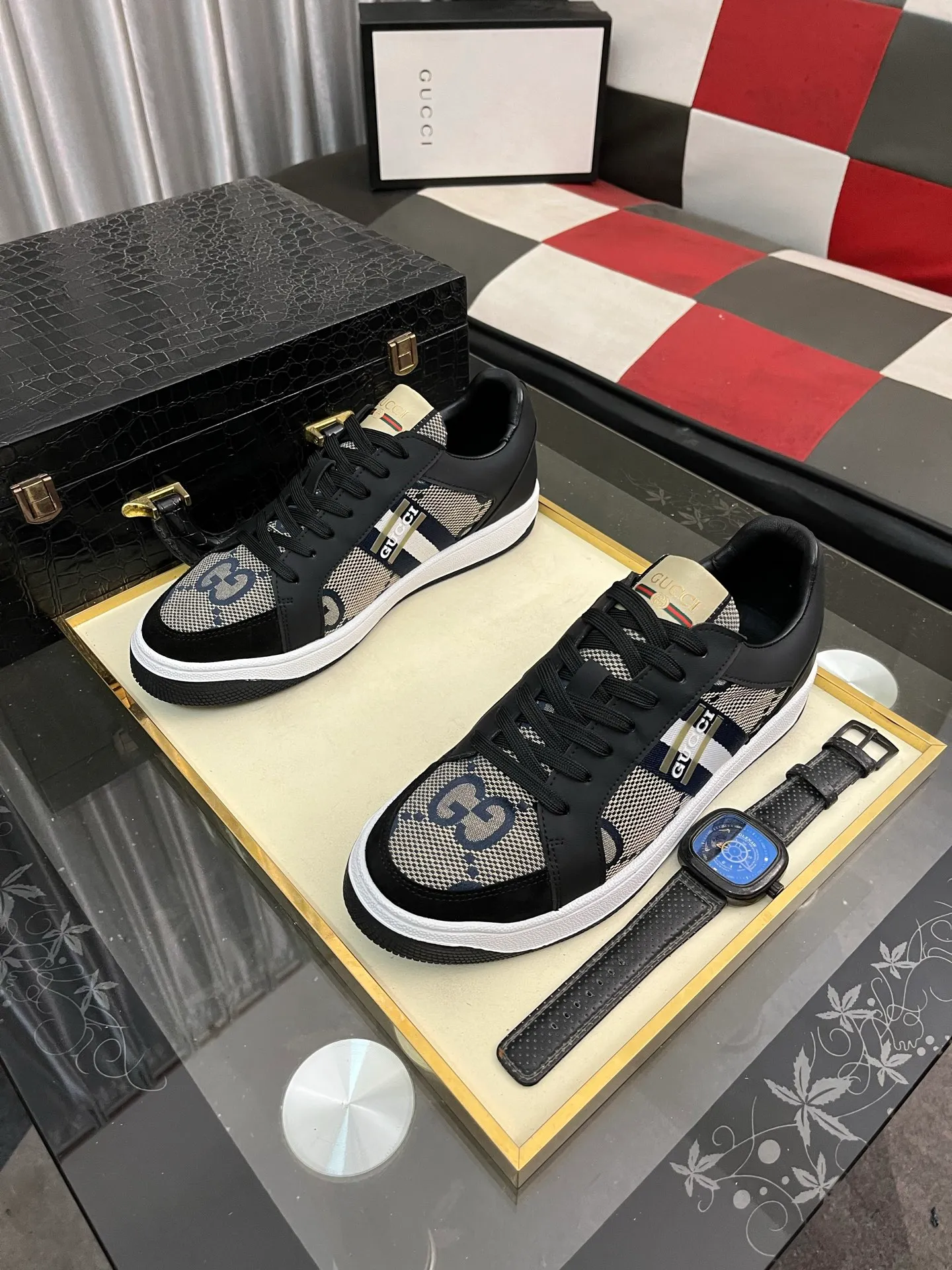 Men's Men's Shoes 💰400⌚️⌚️【GUCCI】Gucci men's latest white shoe series casual shoes! The official website is built 1:1. Upper: Made of imported cowhide, with electric embroidery ➕Inner lining: Made of high-quality first-layer pigskin, soft and comfortable. Picky material selection and exquisite workmanship give you the best enjoyment. Size: 38-444️⃣Colors available